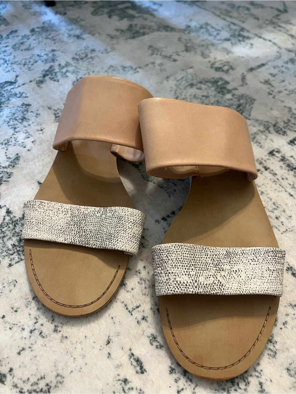 Jessica Simpson Women’s Neutral Two-Band Slide Sandals - Nude and Ivory size 9.5